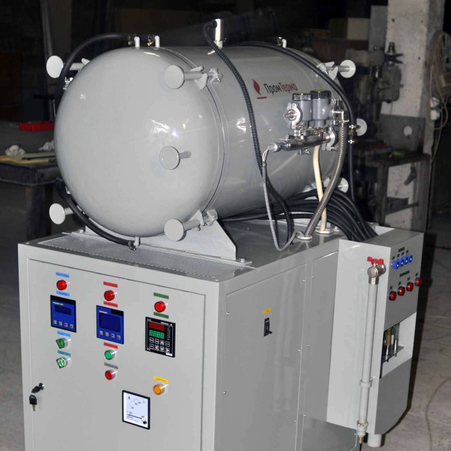 <span style="font-weight: bold;">Лабораторная вакуумная печь СНВО/12</span>